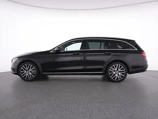Mercedes-Benz E 400