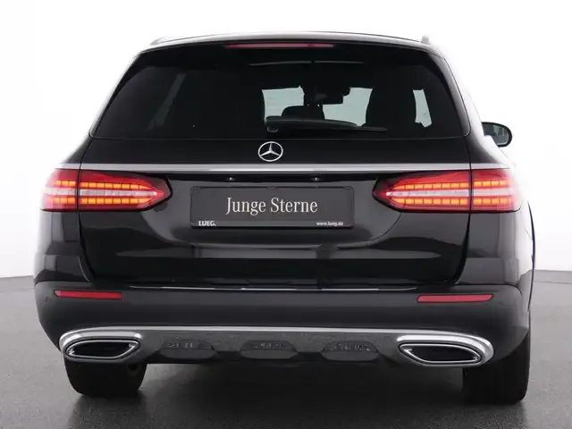 Mercedes-Benz E 400