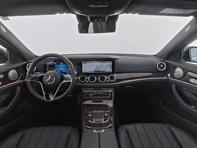 Mercedes-Benz E 400