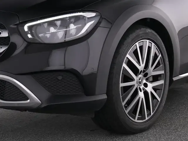 Mercedes-Benz E 400