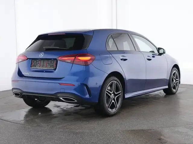 Mercedes-Benz A 250