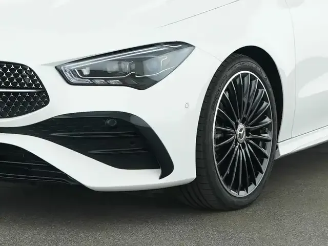 Mercedes-Benz CLA 250