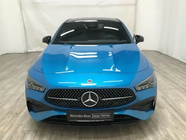 Mercedes-Benz CLA 180