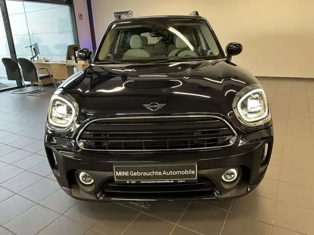 MINI One Countryman