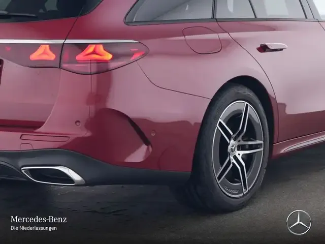 Mercedes-Benz E 300