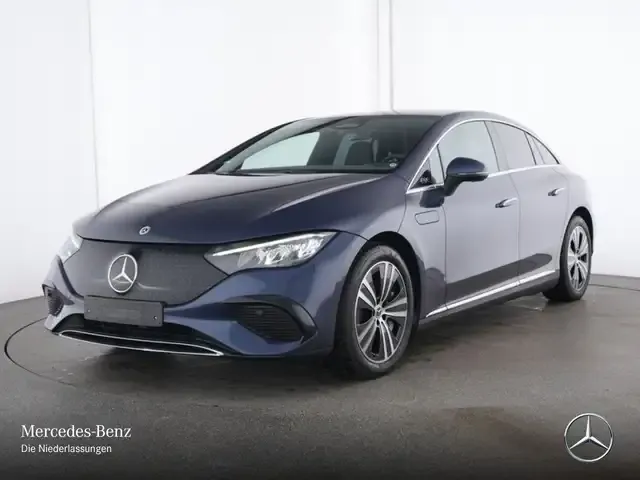 Mercedes-Benz EQE 300