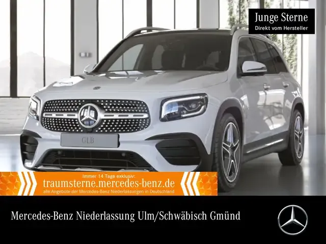 Mercedes-Benz GLB 220