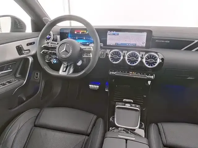 Mercedes-Benz CLA 45 AMG