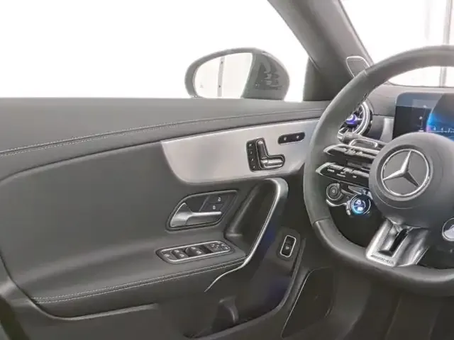 Mercedes-Benz CLA 45 AMG