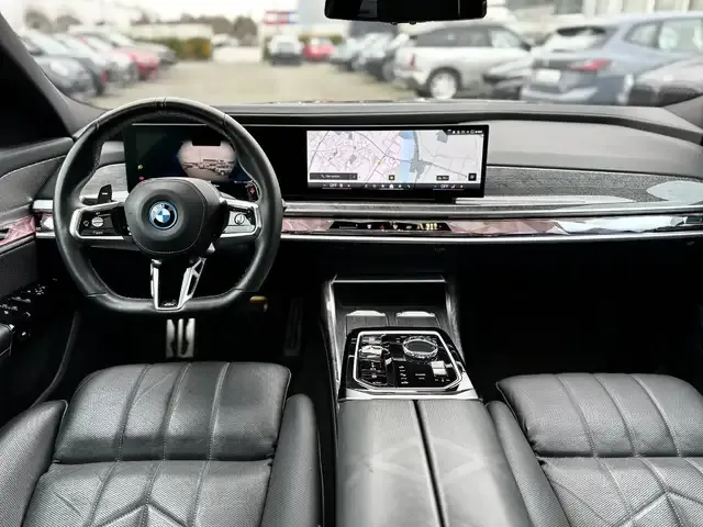 BMW 760