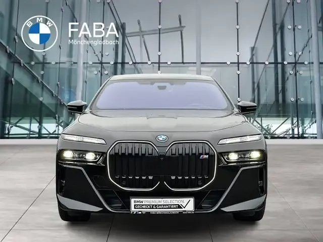 BMW 760
