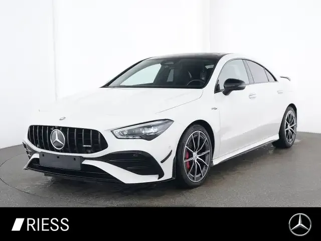 Mercedes-Benz CLA 35 AMG