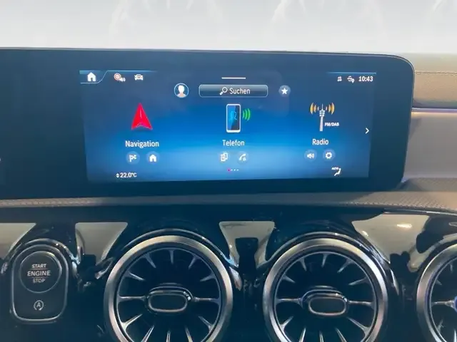 Mercedes-Benz CLA 180