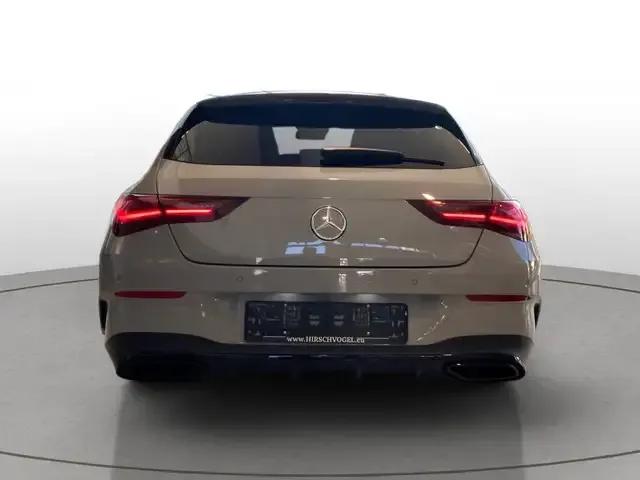 Mercedes-Benz CLA 180