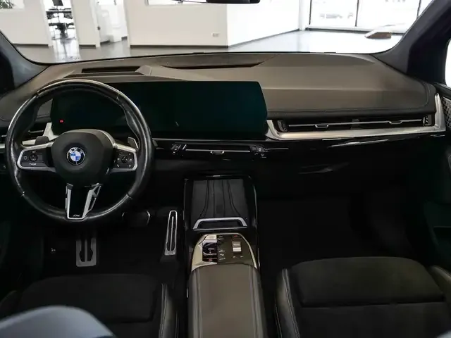 BMW 223