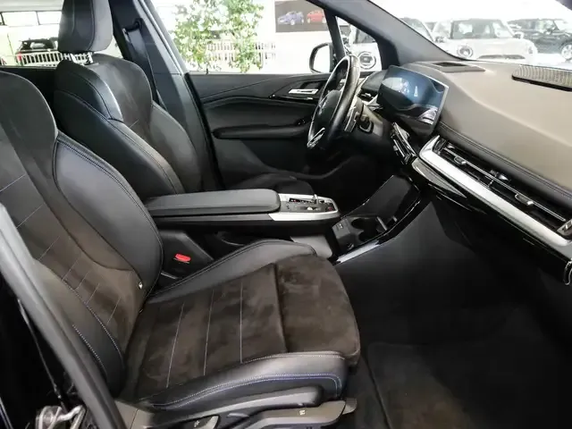 BMW 223