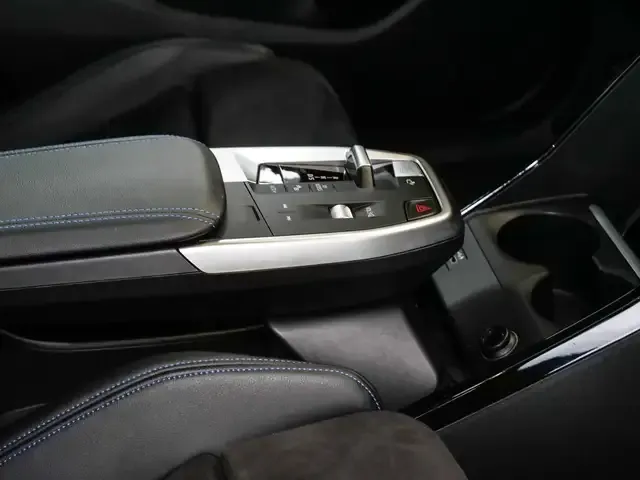 BMW 223