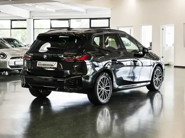 BMW 223