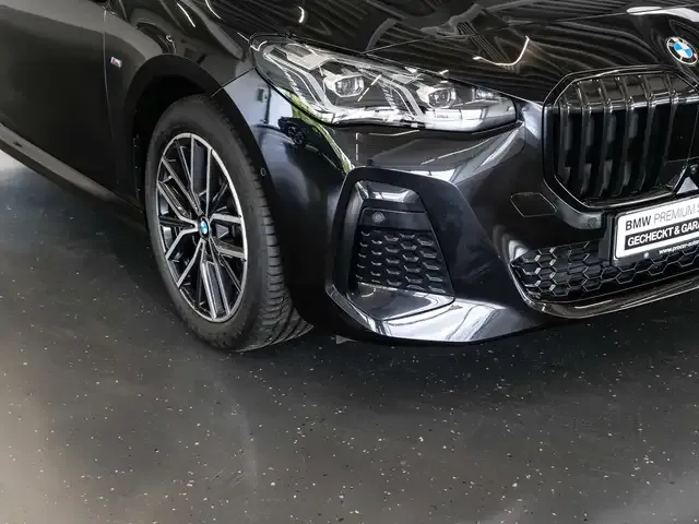 BMW 223