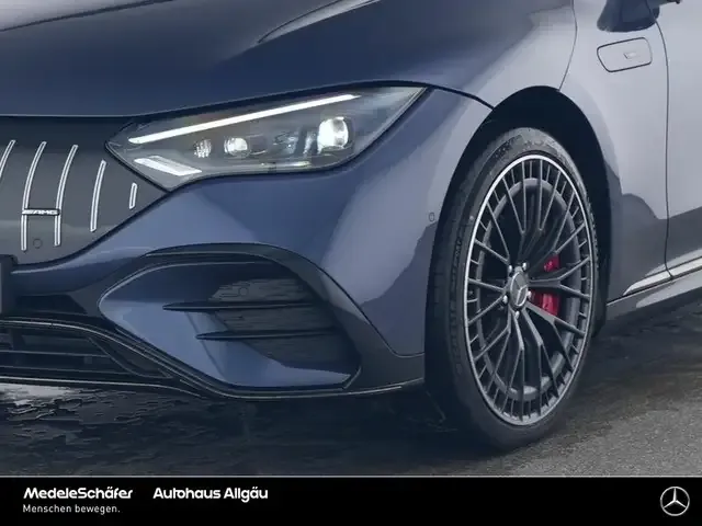 Mercedes-Benz EQE 43