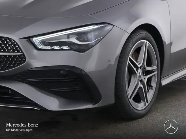 Mercedes-Benz CLA 220