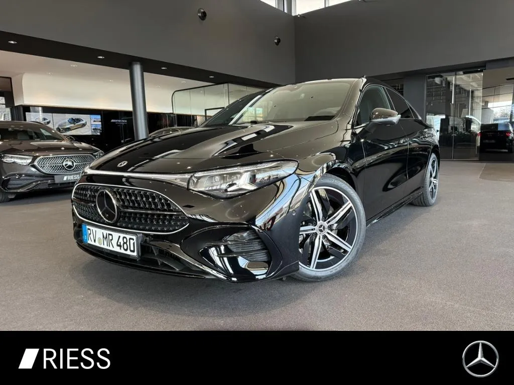 Mercedes-Benz CLA 200