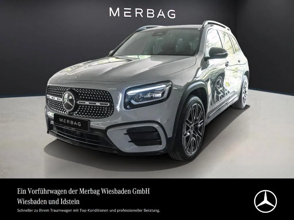 Mercedes-Benz GLB 200