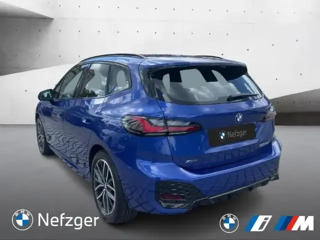 BMW 223