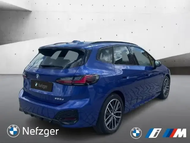 BMW 223