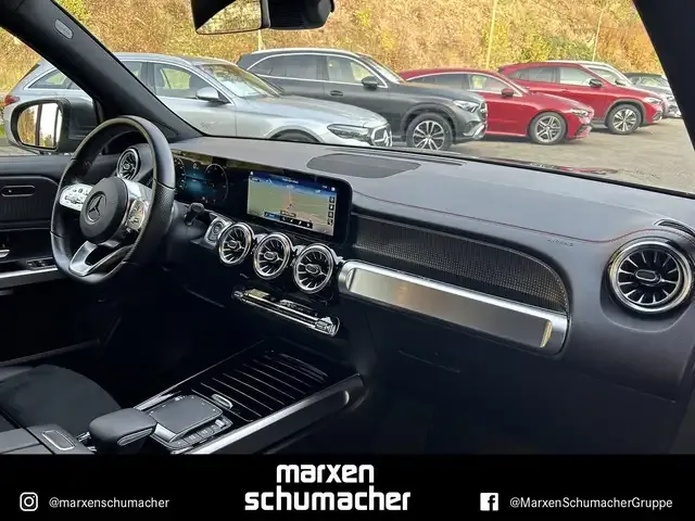 Mercedes-Benz EQB 350