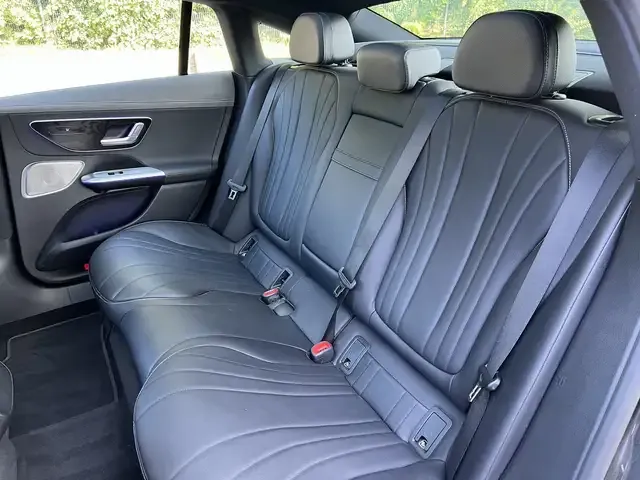 Mercedes-Benz EQE 300