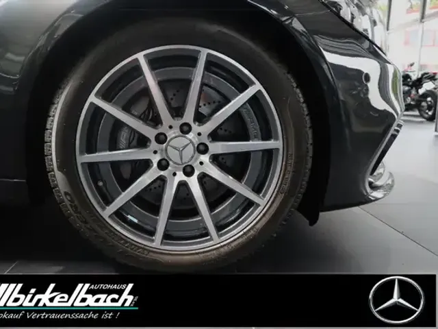 Mercedes-Benz C 63 AMG
