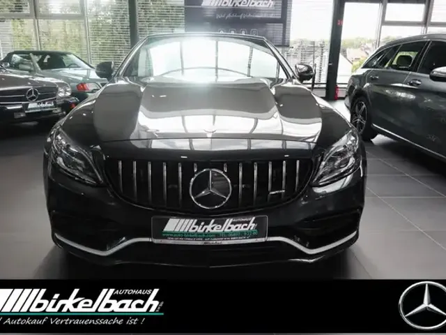Mercedes-Benz C 63 AMG