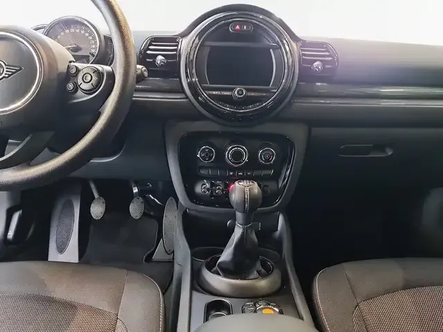 MINI Cooper Clubman