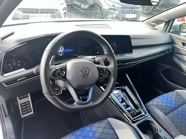Volkswagen Golf R