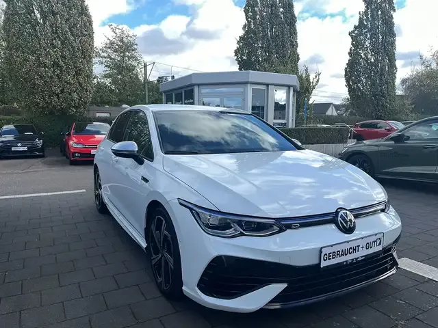 Volkswagen Golf R