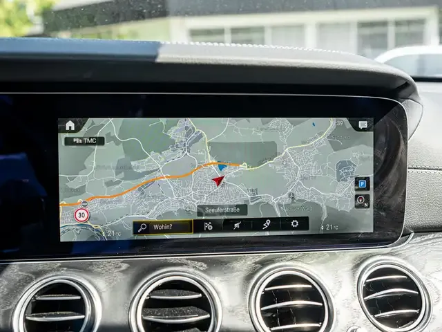 Mercedes-Benz E 400