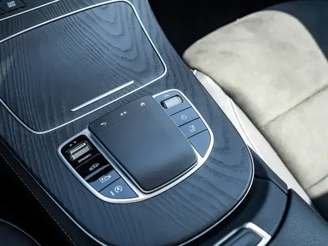 Mercedes-Benz E 400