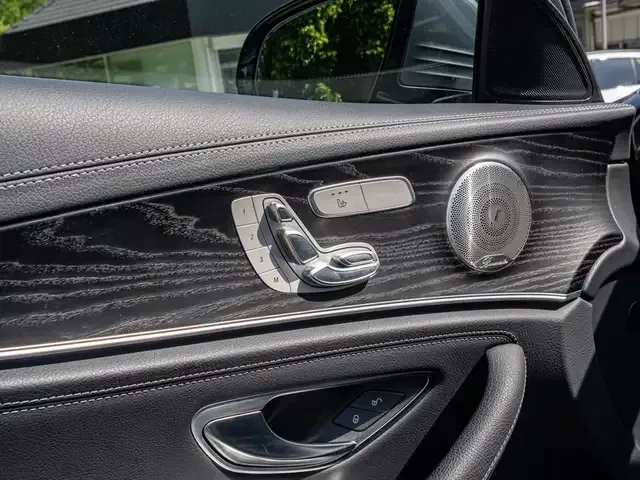 Mercedes-Benz E 400