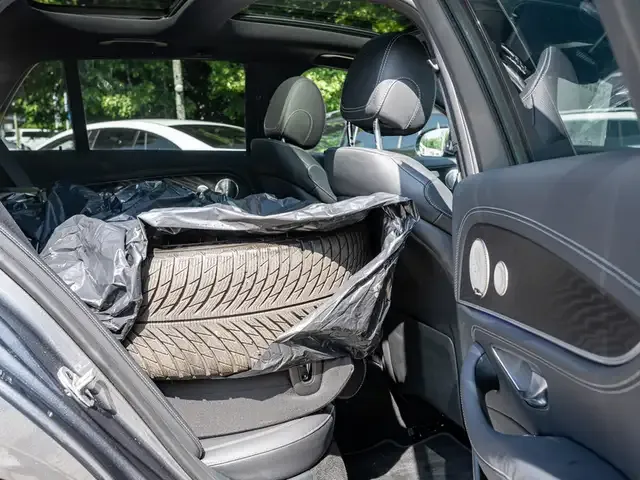Mercedes-Benz E 400