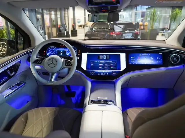 Mercedes-Benz EQE SUV