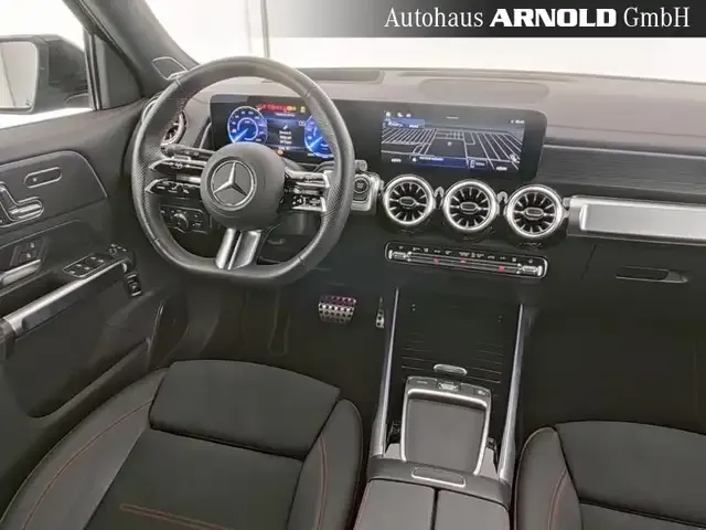 Mercedes-Benz EQB 300