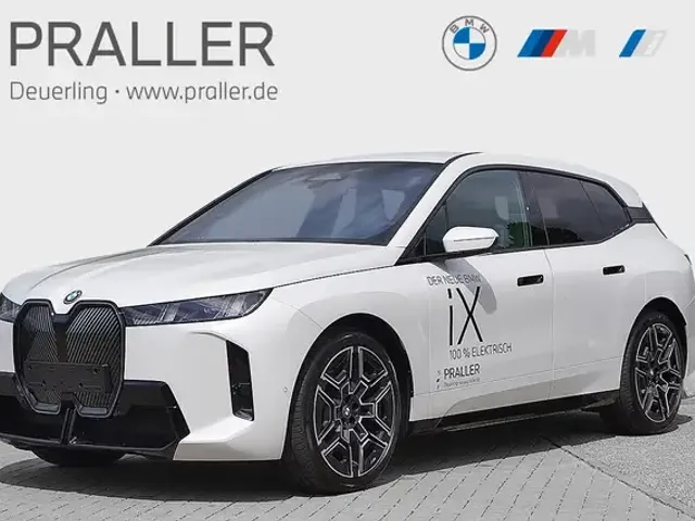 BMW iX