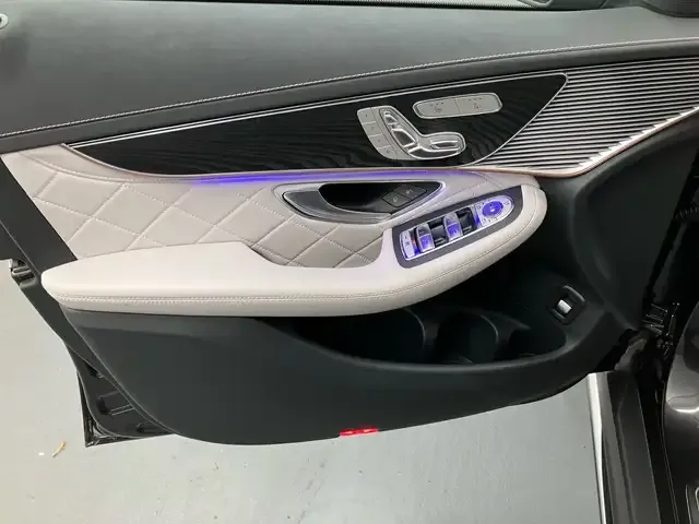 Mercedes-Benz EQC 400