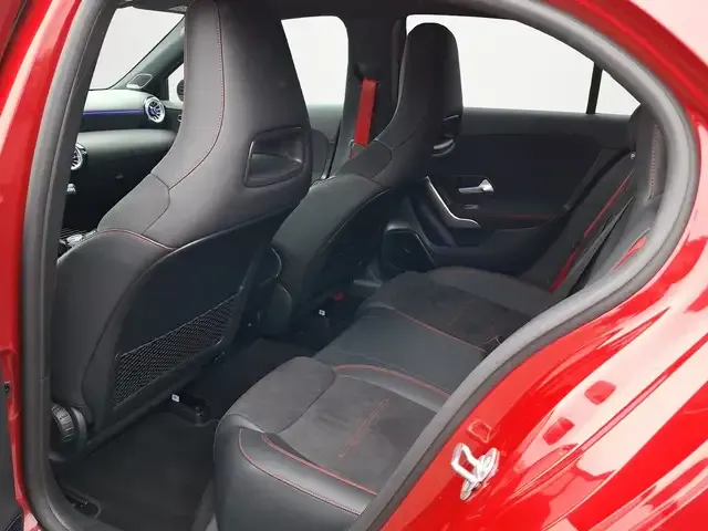 Mercedes-Benz A 35 AMG