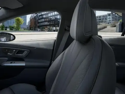 Mercedes-Benz EQE 350
