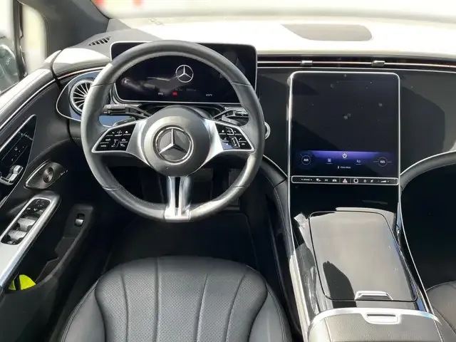 Mercedes-Benz EQE 350