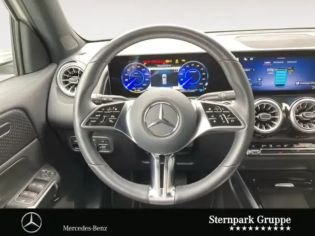 Mercedes-Benz EQB 300