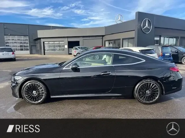 Mercedes-Benz CLE 300