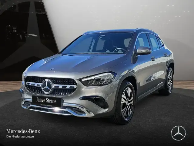 Mercedes-Benz GLA 180